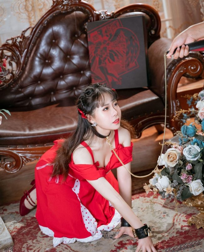 虎森森 – 又名嗷呜虎，虎动漫博主和coser