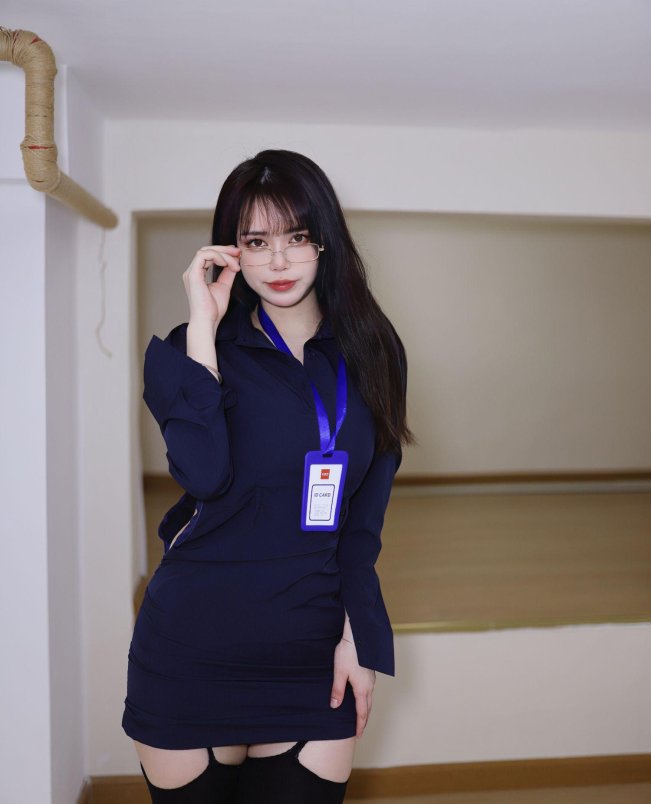 Tina很妖孽呀 – 写真合集下载